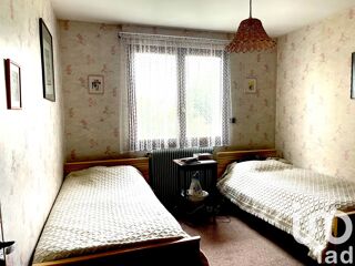  Villa  vendre 8 pices 160 m