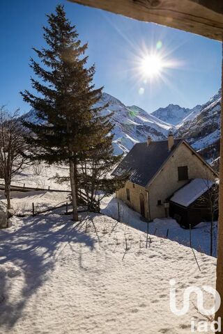  Maison  vendre 9 pices 261 m