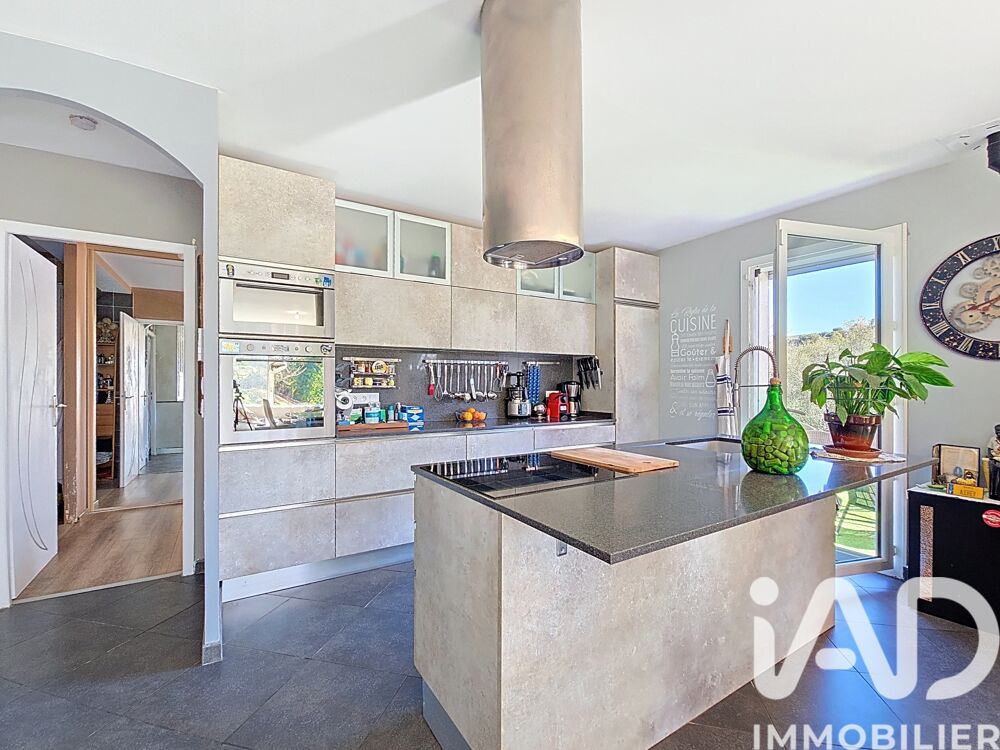 � vendre  Maison Colomars (06670)