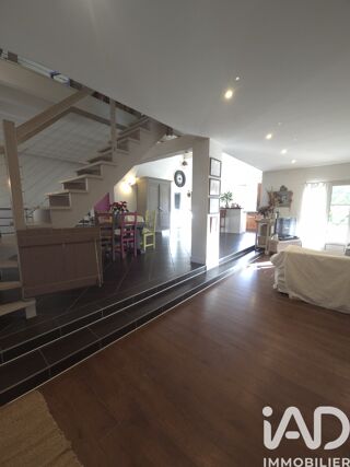  Maison � vendre 5 pi�ces 230 m�