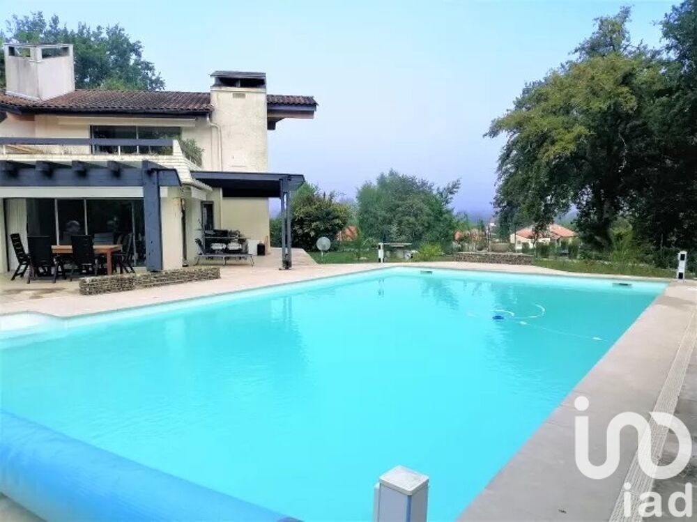 � vendre  Villa Mazerolles (40090)