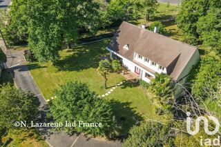  Maison  vendre 9 pices 233 m