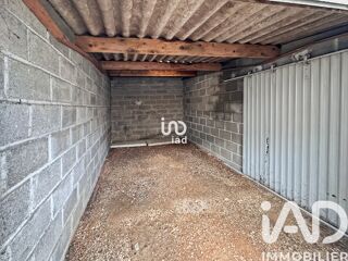  Parking / Garage � vendre 496 m�