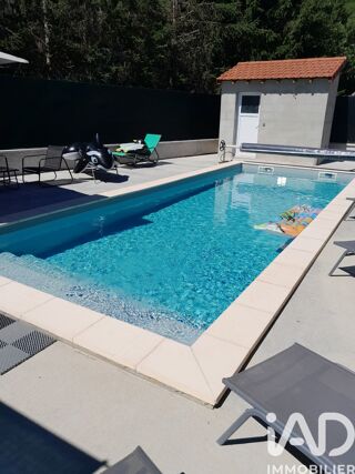  Maison � vendre 8 pi�ces 220 m�