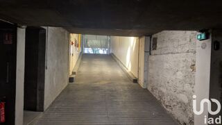  Parking / Garage  vendre 12 m