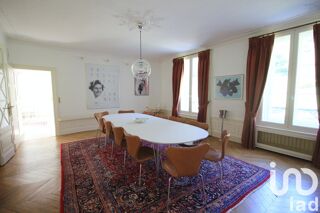  Maison  vendre 9 pices 290 m