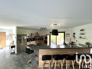  Maison � vendre 8 pi�ces 244 m�