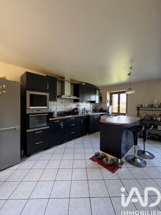  Maison � vendre 10 pi�ces 213 m�