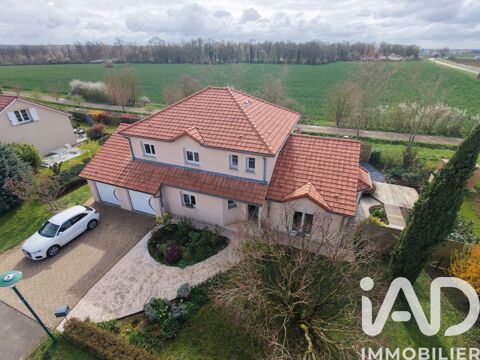   Vente Maison traditionnelle 6 pi�ces Maison - 6 pi�ce(s) - 169 m�