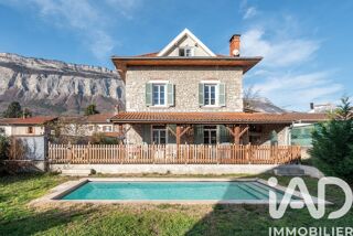  Maison � vendre 8 pi�ces 275 m�