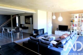  Villa � vendre 6 pi�ces 210 m�