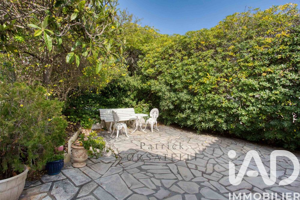 � vendre  Maison Agay (83530)