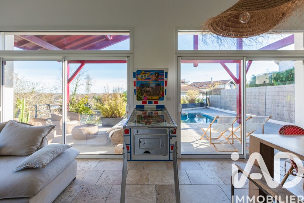 � vendre  Maison Bassussarry (64200)