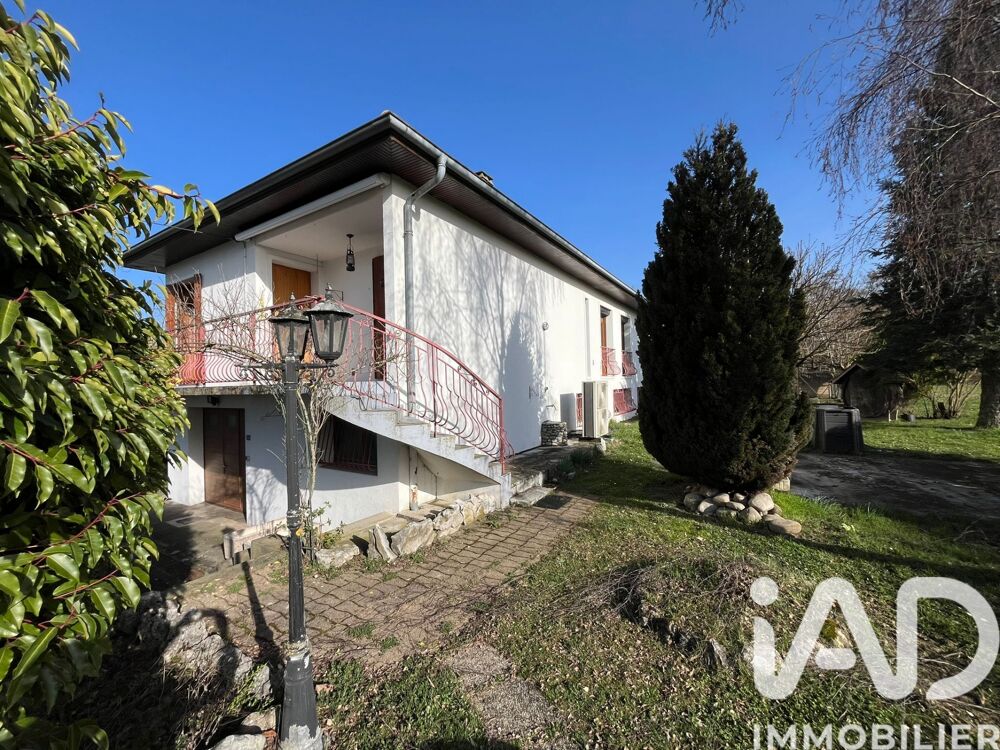 � vendre  Maison Saint-Julien-en-Genevois (74160)