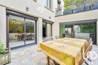  Appartement  vendre 7 pices 164 m
