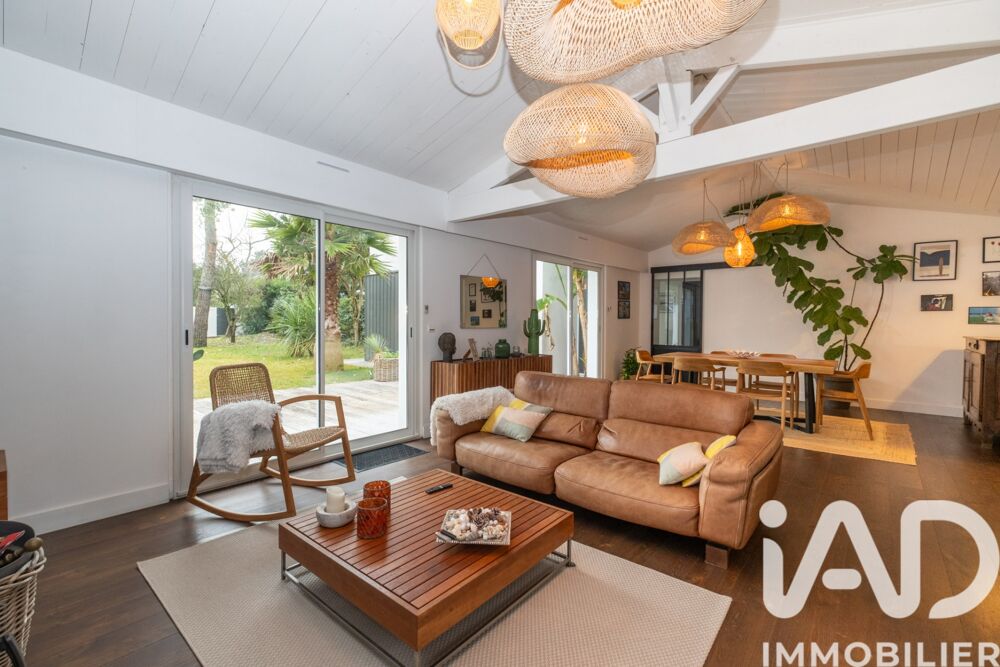 � vendre  Maison Sainte-Marie-de-R� (17740)