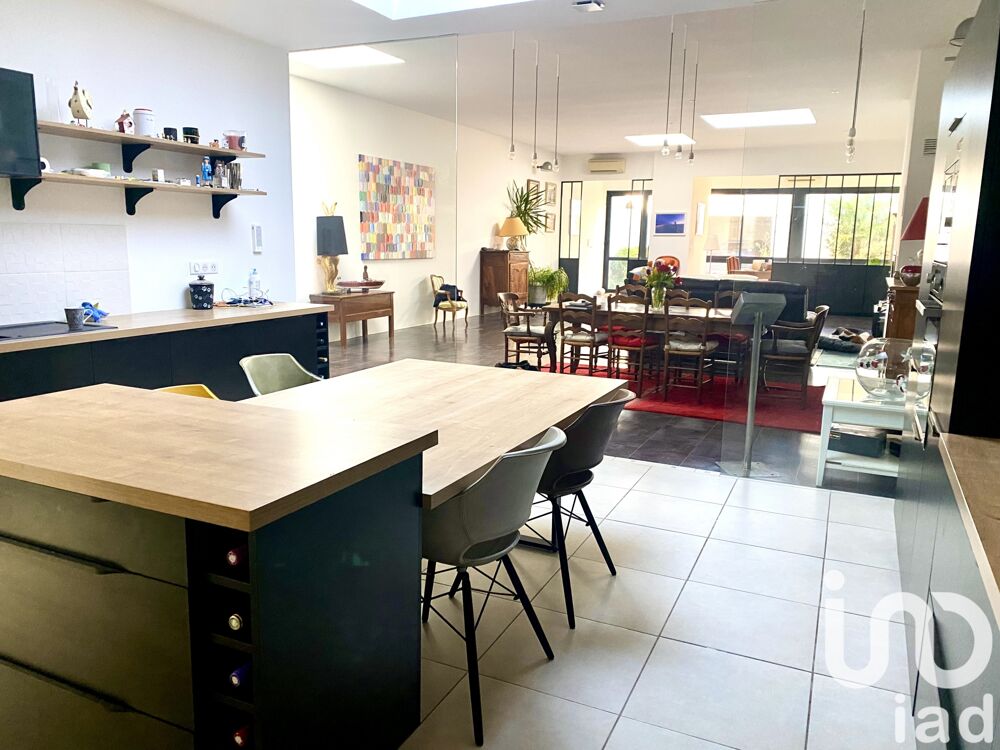 � vendre  Villa Rochefort (17300)