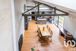  Villa  vendre 9 pices 305 m