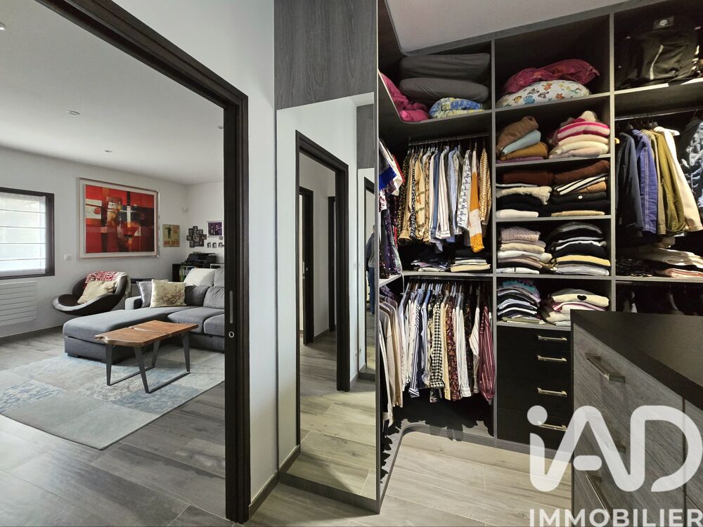 � vendre  Villa Magny-le-Hongre (77700)