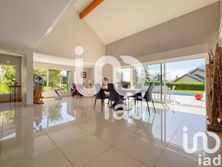  Maison � vendre 6 pi�ces 242 m�