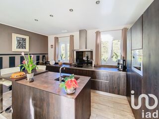  Maison � vendre 9 pi�ces 208 m�