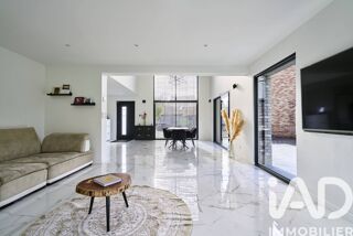  Maison � vendre 6 pi�ces 210 m�