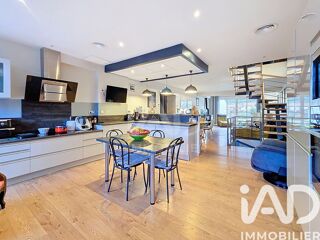  Maison � vendre 8 pi�ces 250 m�