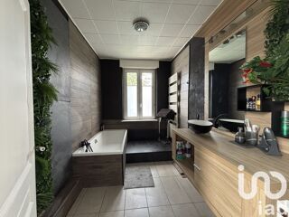  Maison  vendre 9 pices 190 m
