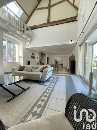  Maison � vendre 8 pi�ces 215 m�