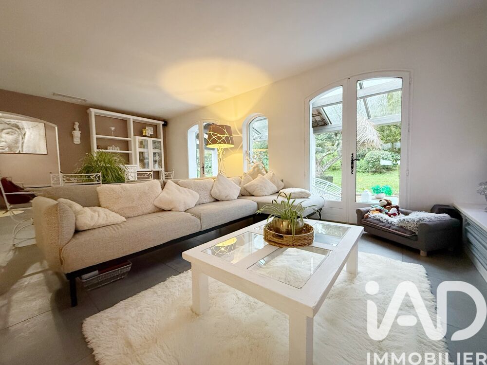 � vendre  Maison Solli�s-Ville (83210)