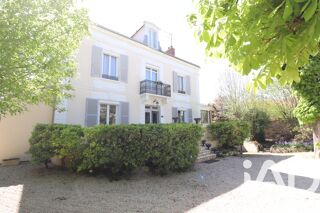  Maison � vendre 10 pi�ces 305 m�