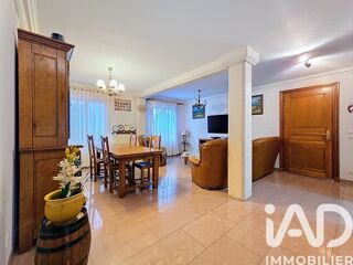  Maison � vendre 8 pi�ces 213 m�