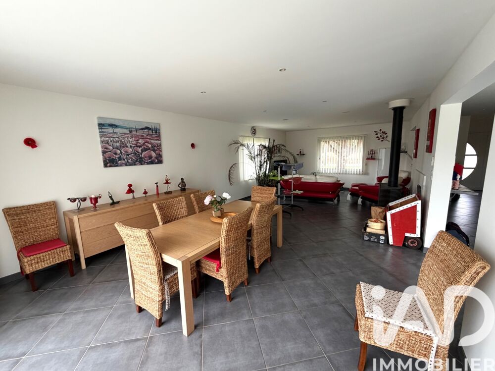 � vendre  Villa Allonnes (49650)