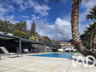  Villa � vendre 6 pi�ces 200 m�