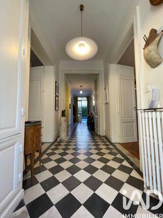  Maison � vendre 9 pi�ces 270 m�