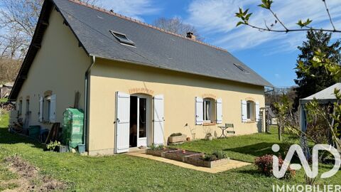  Vente Maison traditionnelle 6 pi�ces Maison - 6 pi�ce(s) - 148 m�