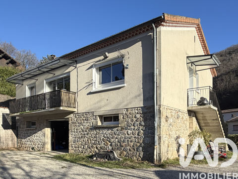   Vente Maison/villa 9 pi�ces Maison - 9 pi�ce(s) - 100 m�