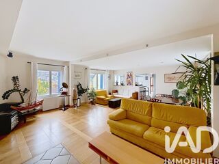  Maison � vendre 8 pi�ces 215 m�