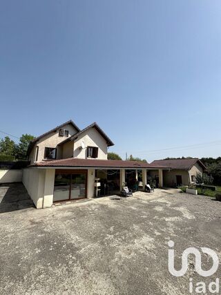  Maison  vendre 8 pices 171 m