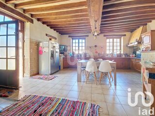  Maison  vendre 8 pices 280 m