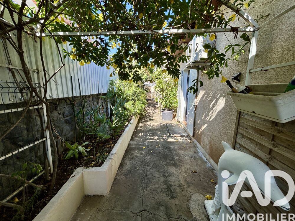 � vendre  Maison L' �tang-Sal� (97427)