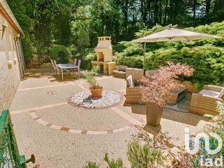  Maison � vendre 14 pi�ces 325 m�