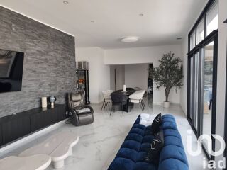  Maison � vendre 6 pi�ces 210 m�