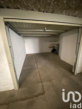  Parking / Garage  vendre 17 m