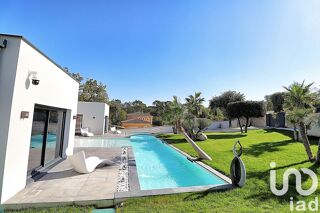  Maison � vendre 4 pi�ces 210 m�