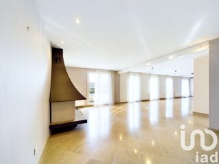  Maison  vendre 8 pices 230 m