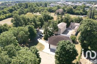  Immeuble � vendre 454 m�