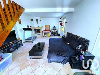  Maison  vendre 8 pices 200 m