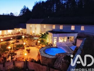  Maison � vendre 15 + pi�ces 1458 m�