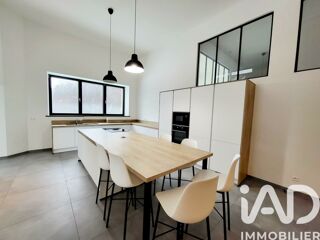  Appartement � vendre 4 pi�ces 185 m�